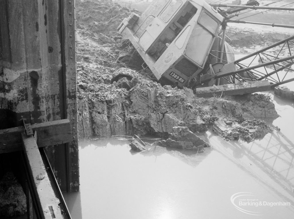 Riverside Sewage Works Reconstruction, showing the deep water half-surrounding Hadsphaltic digger, 1966