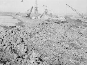 Sewage Works Reconstruction XVII (French’s contract), showing machines excavating mud and cranes, 1967