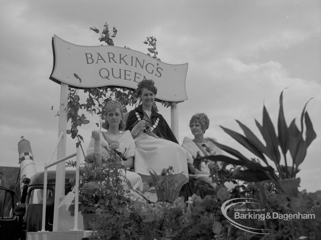 Dagenham Town Show 1967, showing ‘Barking’s Queen’ and attendants on floral float [see also EES12252 and EES12262], 1967