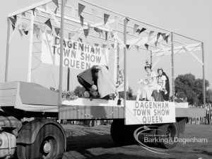 Carnival parade float of the ‘Dagenham Town Show Queen’ at the Barking Carnival, 1969