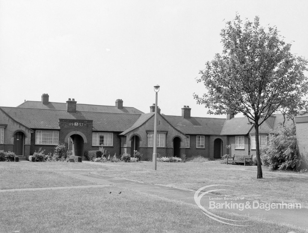 Housing at Pembroke Gardens, Dagenham, showing bungalows for elderly people, southern half, 1970