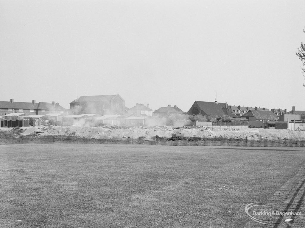 Building work in Goresbrook Road area, Dagenham, taken from the west, 1971