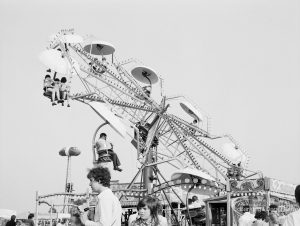 Dagenham Town Show 1971 at Central Park, Dagenham, showing ‘octopus’ ride at the fair, 1971