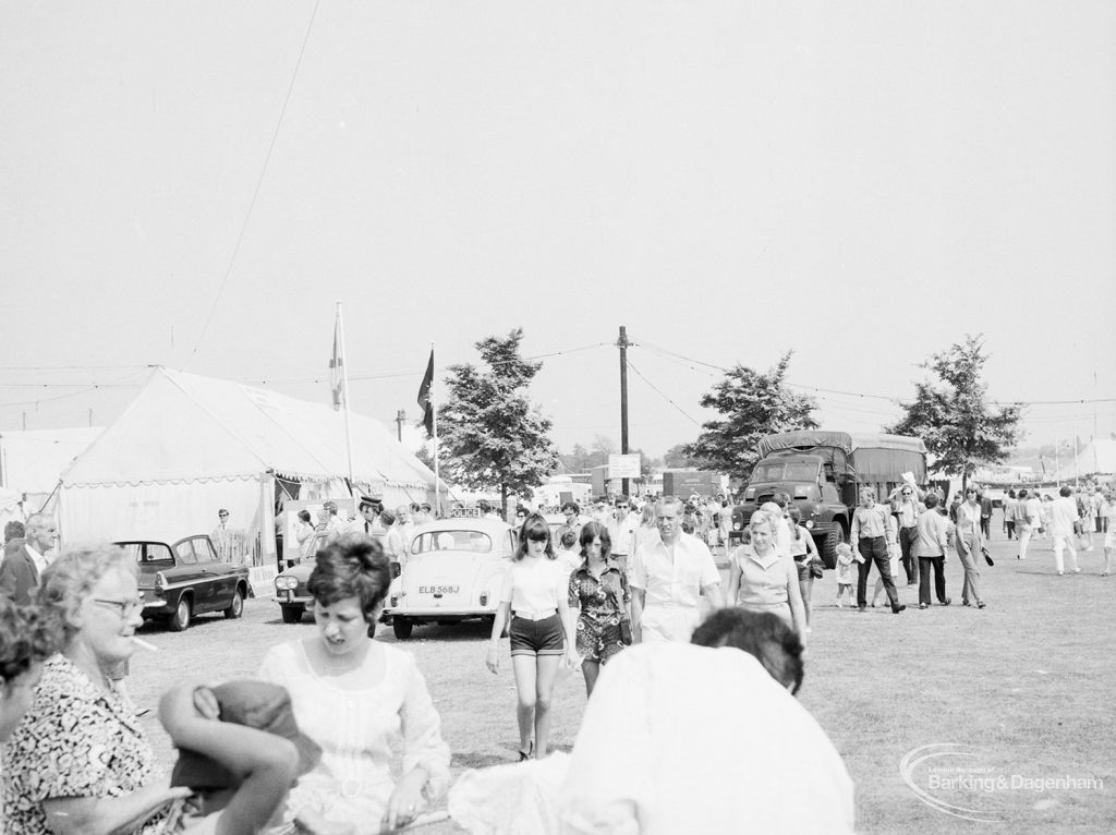 Dagenham Town Show 1971 at Central Park, Dagenham, showing open air scene in main avenue,1971