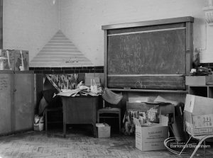 Village Infants School, Church Elm Lane, Dagenham interior [closed 23 July 1971], showing blackboard, corner feature and packing cases, 1971