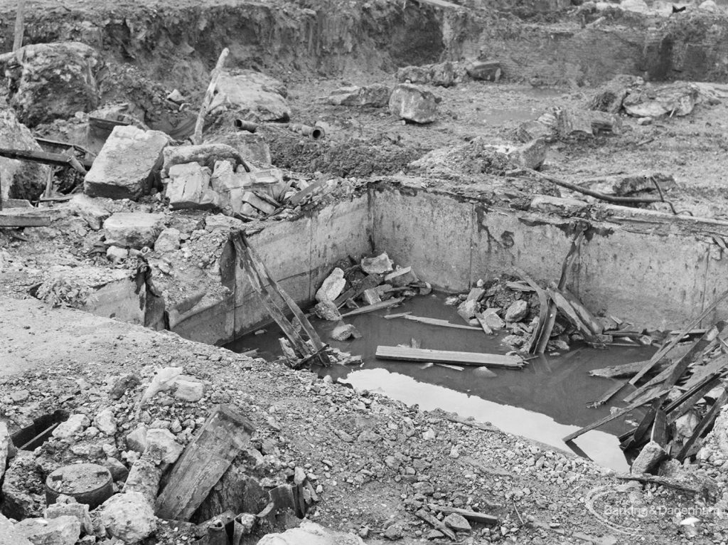 Borough Engineer’s Department clearance of site at Lindsell Road, Barking (Gascoigne 4, Stage 2), 1972