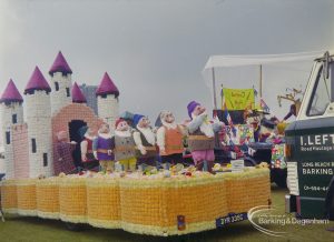 Dagenham Town Show 1972 at Central Park, Dagenham, showing Seven Dwarfs carnival float with castle, 1972