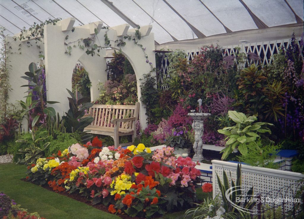 Dagenham Town Show 1972 at Central Park, Dagenham, showing Spanish garden with white arches, 1972