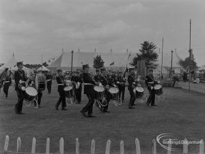 Dagenham Town Show 1973 at Central Park, Dagenham, showing marching band with drummers wheeling in arena, 1973