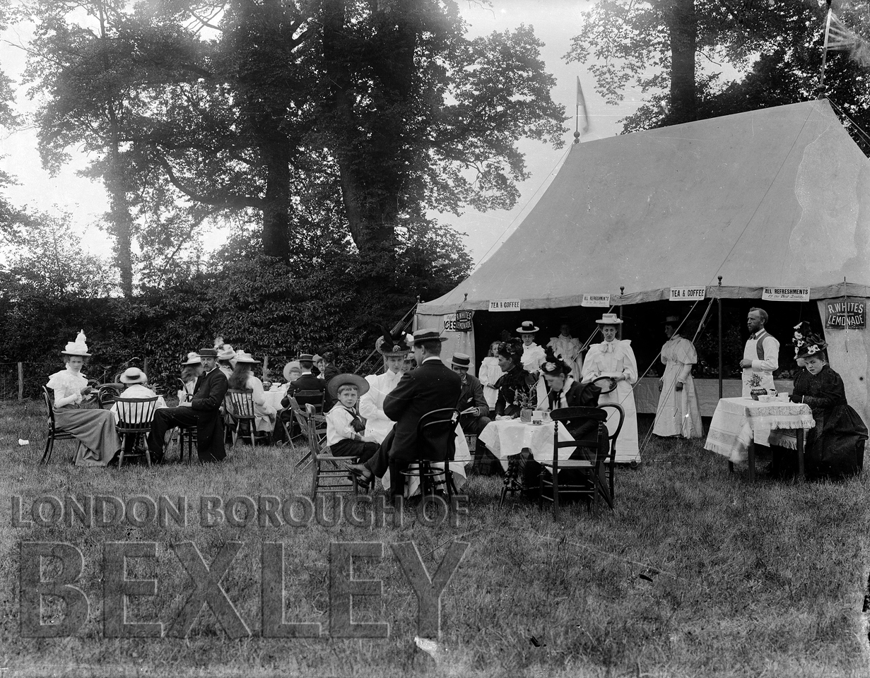 DEW179 Garden Party at Sidcup Place. c.1900 | Bexley Borough ...