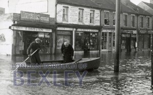 PCD_1523 Floods at Station Road, Lower Belvedere 1953