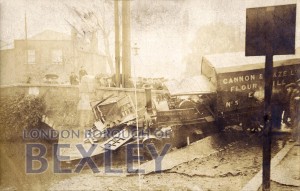 PCD_1933 Cannon and Gaze Accident at Crayford 1907