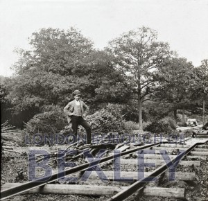PHBOS_2_1058 Building railway in Barnehurst 1894