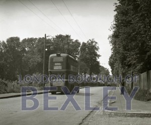 PHBOS_2_1079 696 Trolleybus on London Road, Crayford  1953