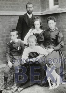 PHBOS_2_1105 Mr F G Harris and family. 1st headmaster Uplands school, Church Road, Bexleyheath c1920
