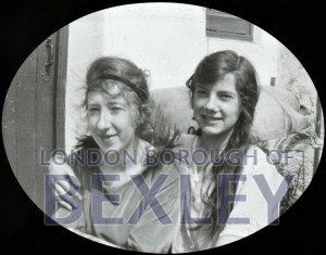 PHBOS_2_1188 Violet McCarthy and Lilian Boswell in Brighton 1924