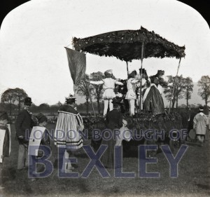 PHBOS_2_1233 May Day, St Mary Cray c1900