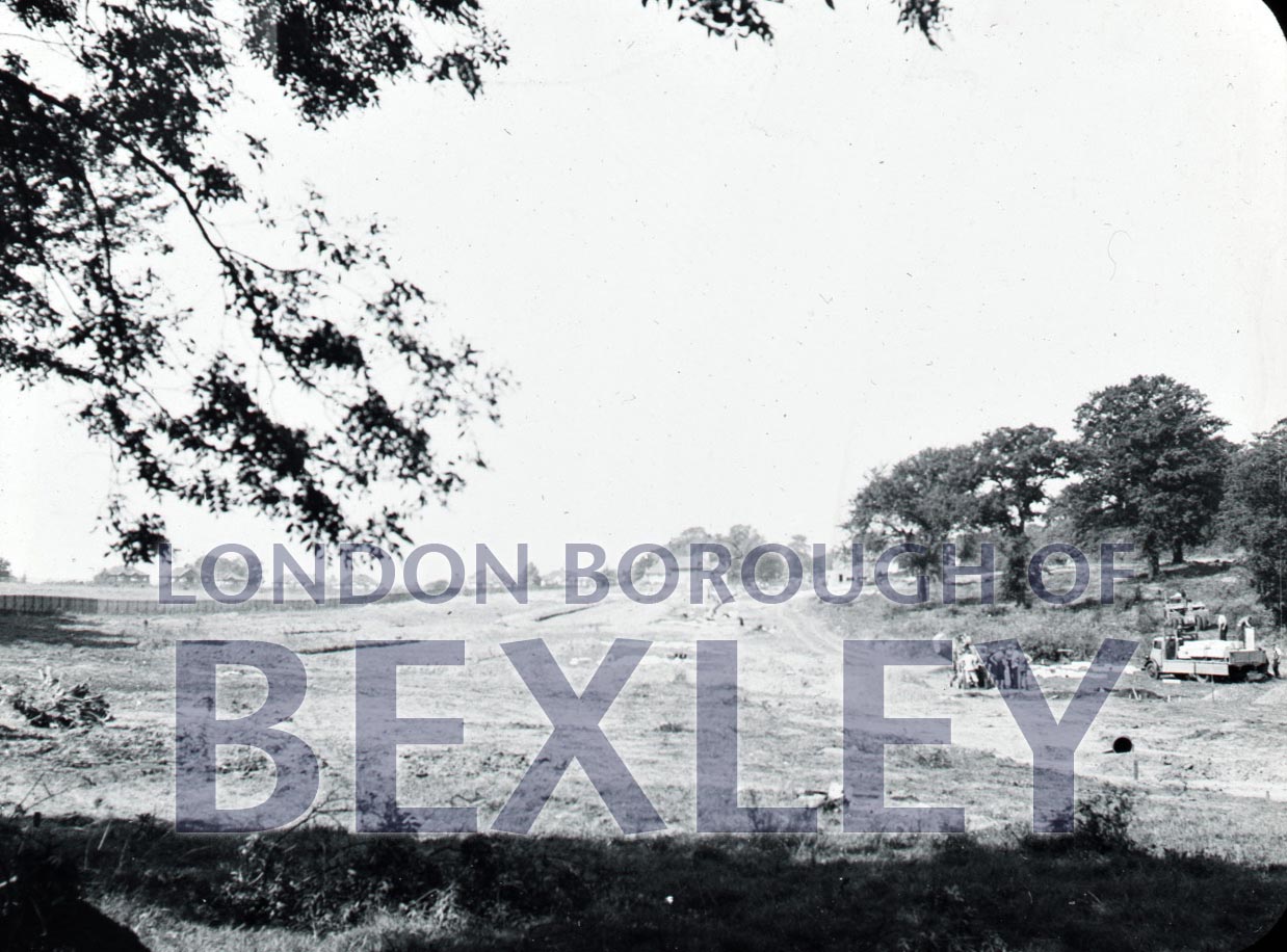 PHBOS_2_264 Halcot Avenue, Bexleyheath building site 1946 Bexley