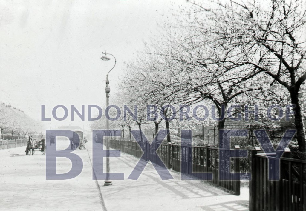 PHBOS_2_342 Green Walk, Crayford 1939 Bexley Borough PhotosBexley