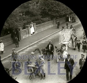 PHBOS_2_769 Bexleyheath Gala parade ,Crook Log, Bexleyheath 1898