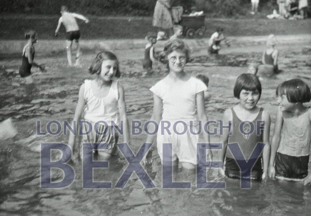 Martens Grove Recreation Ground’s  Pool  1933