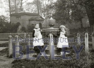 PHBOS_2_964 Drinking fountain and NW lodge of Danson House , Welling 1898
