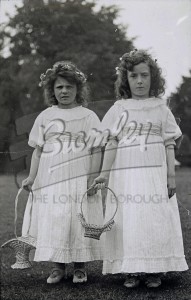 Pageant at Chislehurst – Queen Elizabeth’s flower maidens,1908