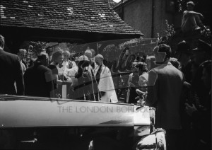 Her Royal Highness sayes goodbye, Orpington 1957