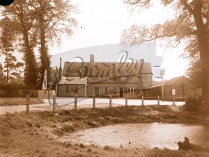 The Old Hostelry, Leaves Green