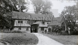 Malling Abbey : Gatehouse and chapel, Malling