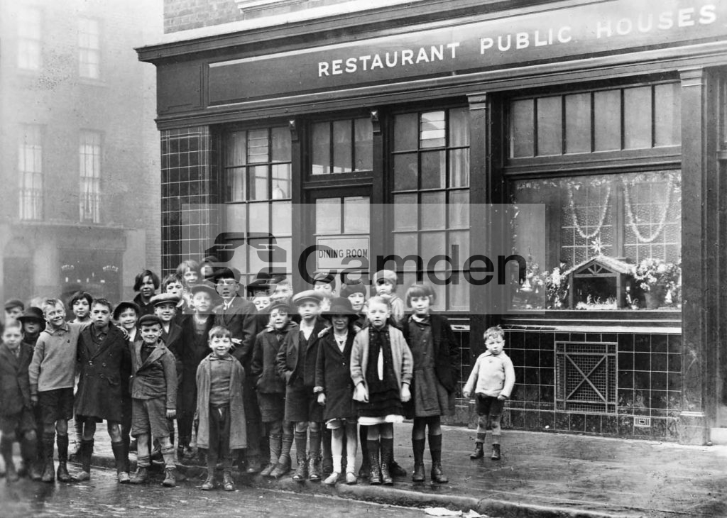 Group of children outside Anchor public house