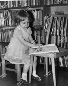 Dalston Library, interiors of children's section c.1968.