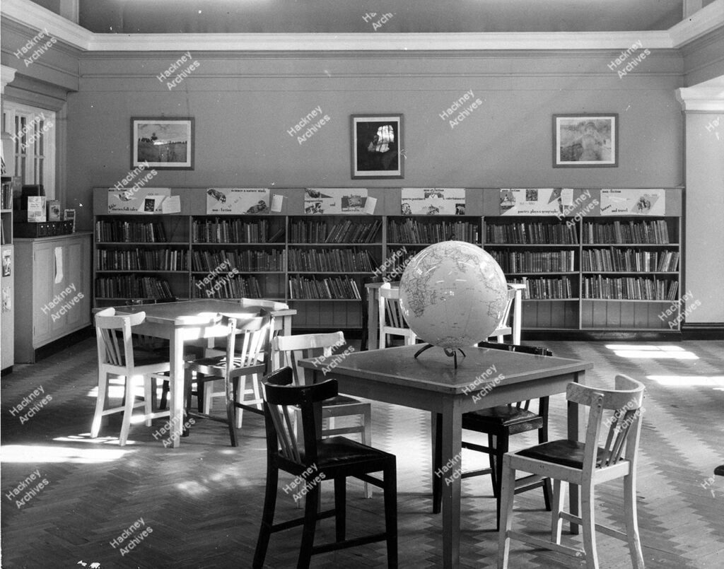 Homerton Library (Now Chats Palace Arts Centre) on Brooksby’s Walk at the official opening on 31st May 1913 by Councillor H. E Davenport, JP, Mayor, 1913.