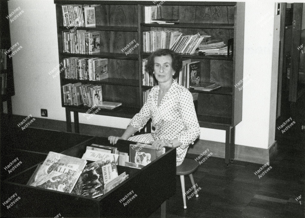 Hackney Parkside library, 1964.