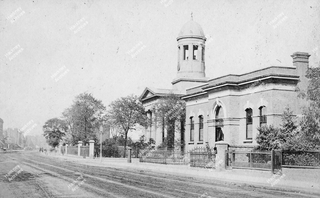West Hackney Church from the south-west, looking north along Stoke Newington Road, 1800s
