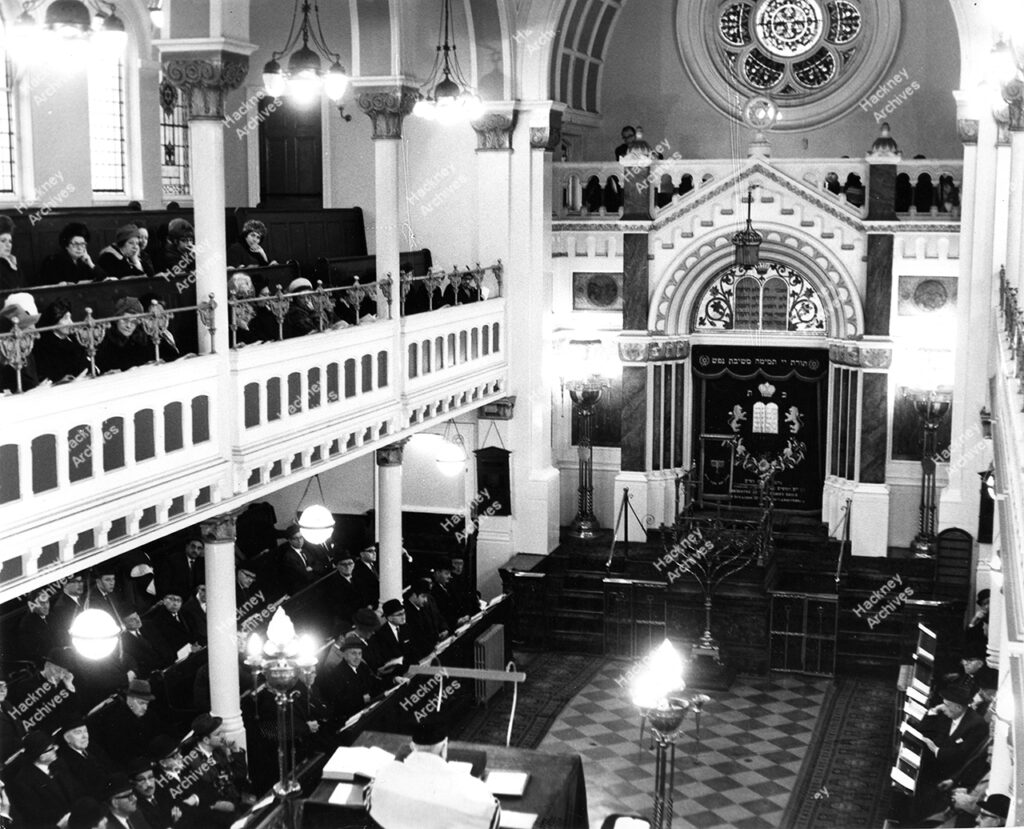 Dalston Synagogue, Poets Road –  Interior of synagogue, showing last service held before closure in January 1967. General View looking toward curtained end.