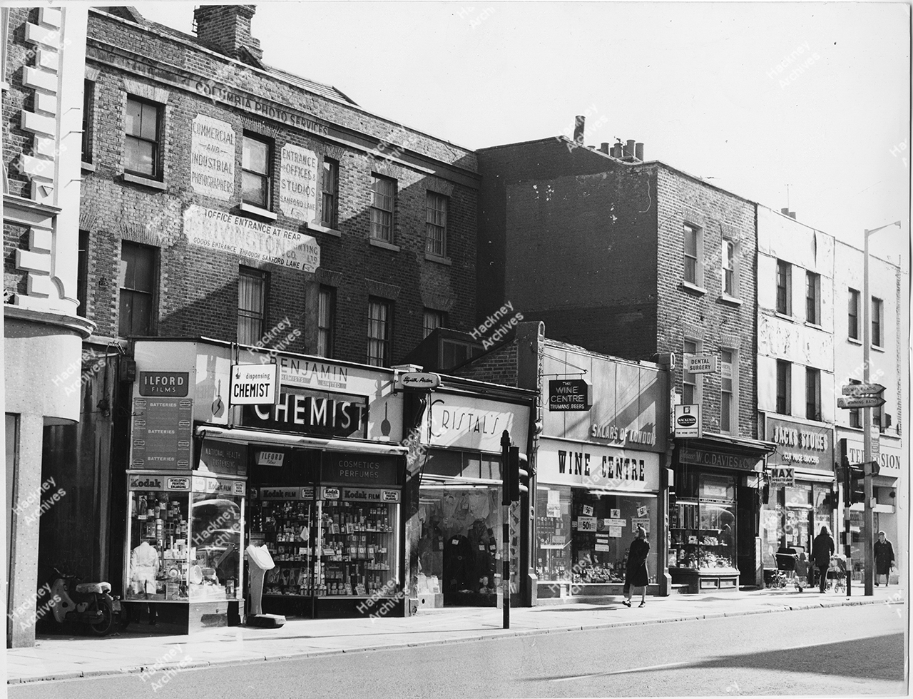 Stoke Newington High Street, east side, Hackney. 1870. Includes numbers