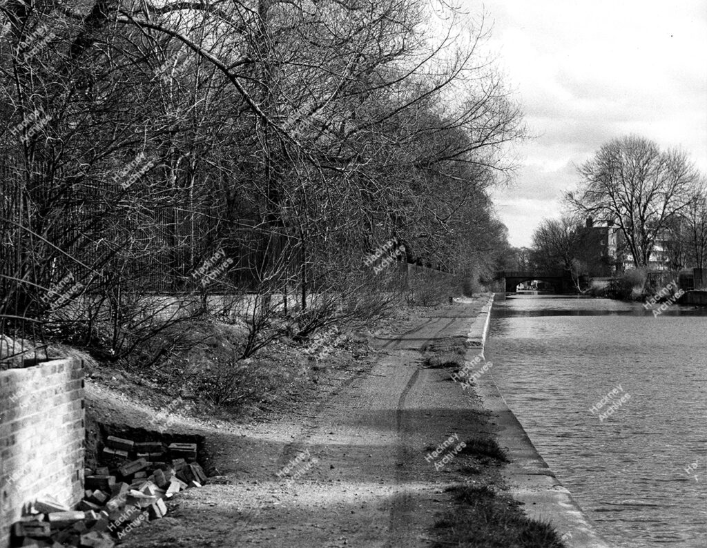 Photos of the Regent’s Canal, 1974.