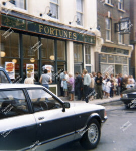 Fortunes Eel & Pie shop, Hoxton Street, Hoxton, Hackney, 1985.