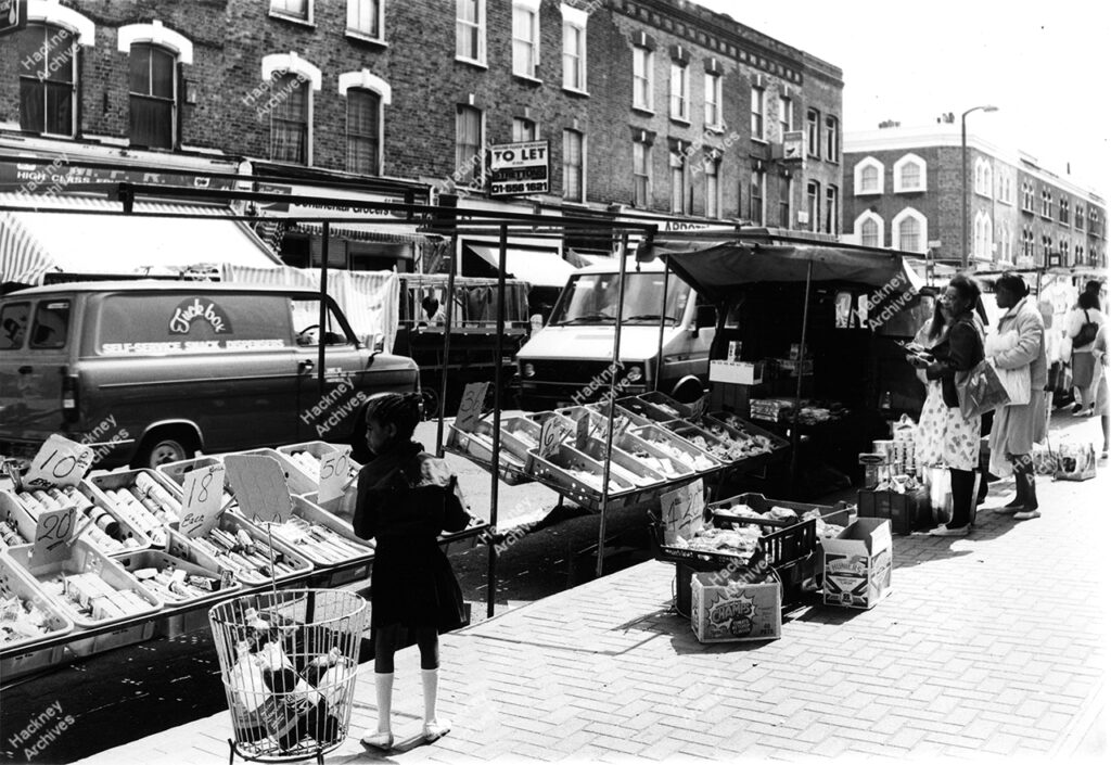 Chatsworth Road market, 1986.