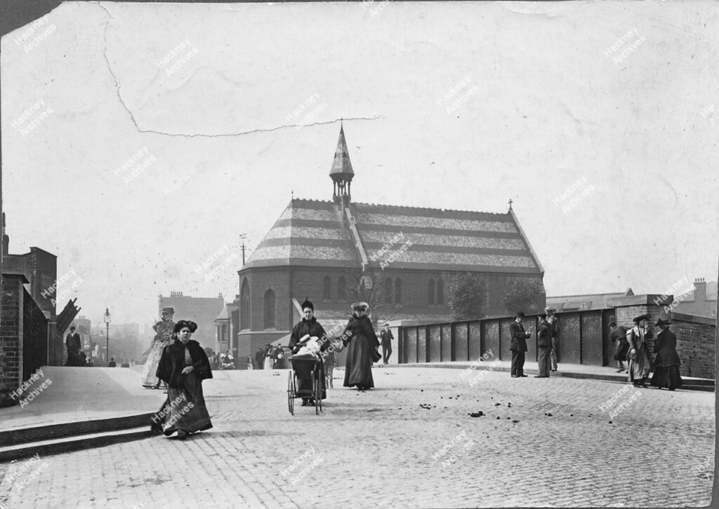 Broadway Market, view south over canal bridge to St. Stephen’s Goldsmith Row, 1905.