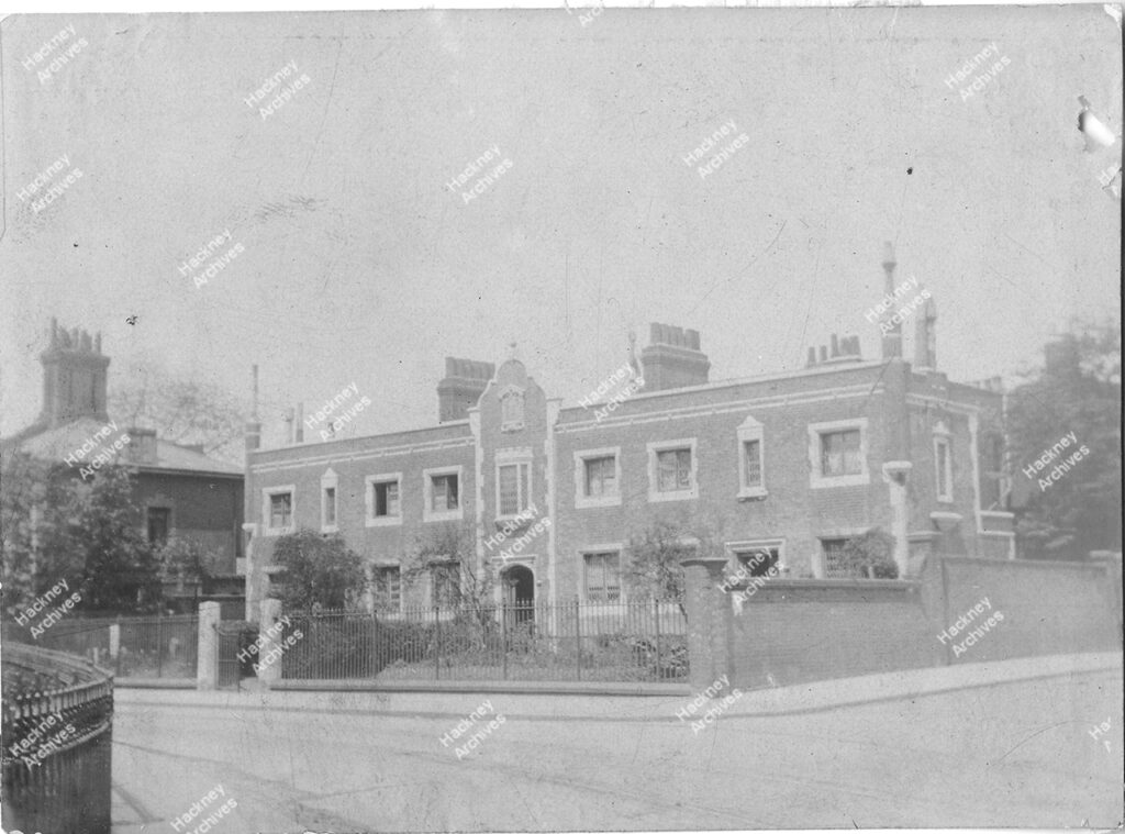 Monger’s Almshouses, Church Crescent, Lauriston Road, Hackney, c.1900
