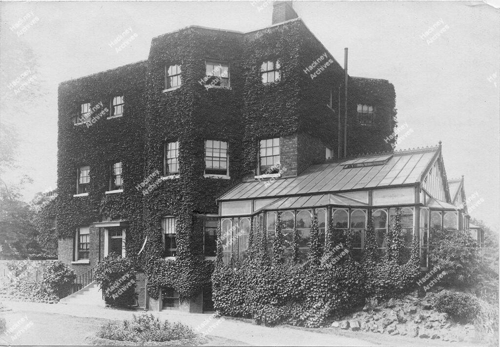 Cedar House, Stamford Hill, Hackney, c.1880.  It was demolished in 1908.