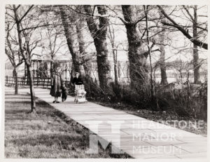 Kenton Lane