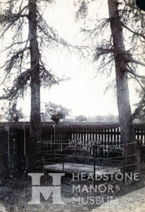 Old Church Lane (44) , Baptist Willoughby Tomb