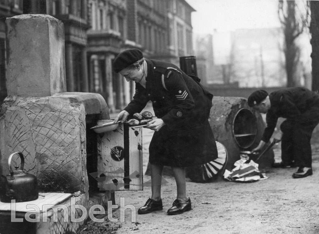 FIELD KITCHENS, BRIXTON ROAD, BRIXTON : WORLD WAR II