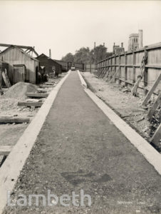 LAMBETH BRIDGE, LAMBETH: CONSTRUCTION