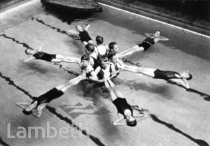 STOCKWELL ORPHANAGE: SWIMMING DEMONSTRATION