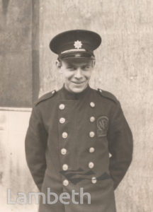 AUXILLARY FIRE SERVICE FIREMAN: WORLD WAR II
