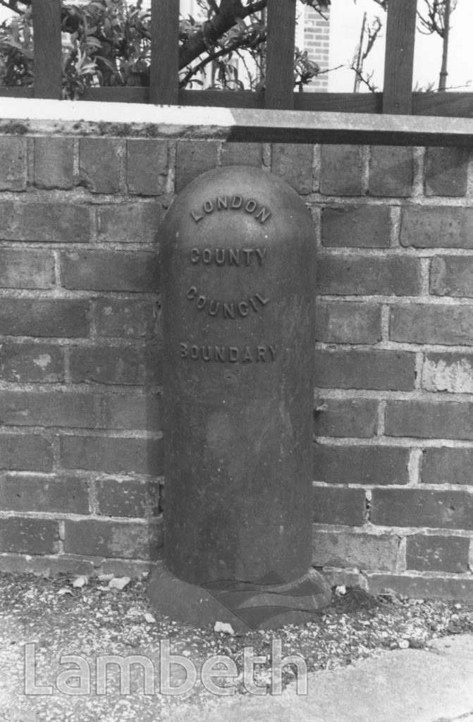 BOUNDARY MARKER, TOOTING BEC COMMON, STREATHAM